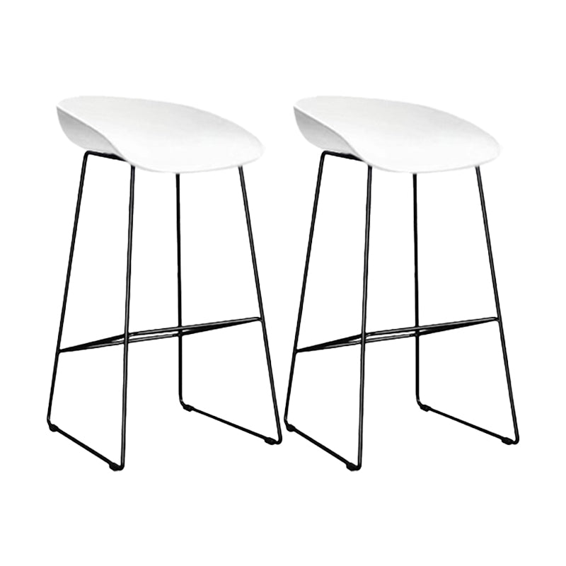 Industrial Bar Stool with Bucket Plastic Stool for Restaurant