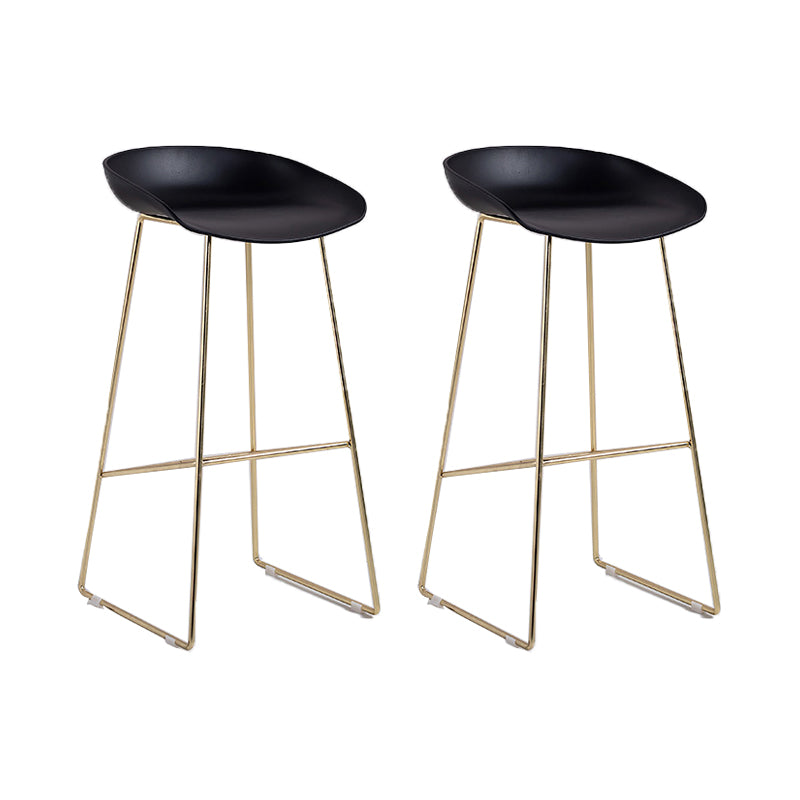 Industrial Bar Stool with Bucket Plastic Stool for Restaurant