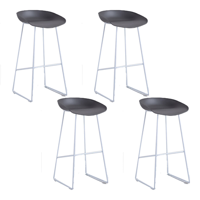 Industrial Bar Stool with Bucket Plastic Stool for Restaurant
