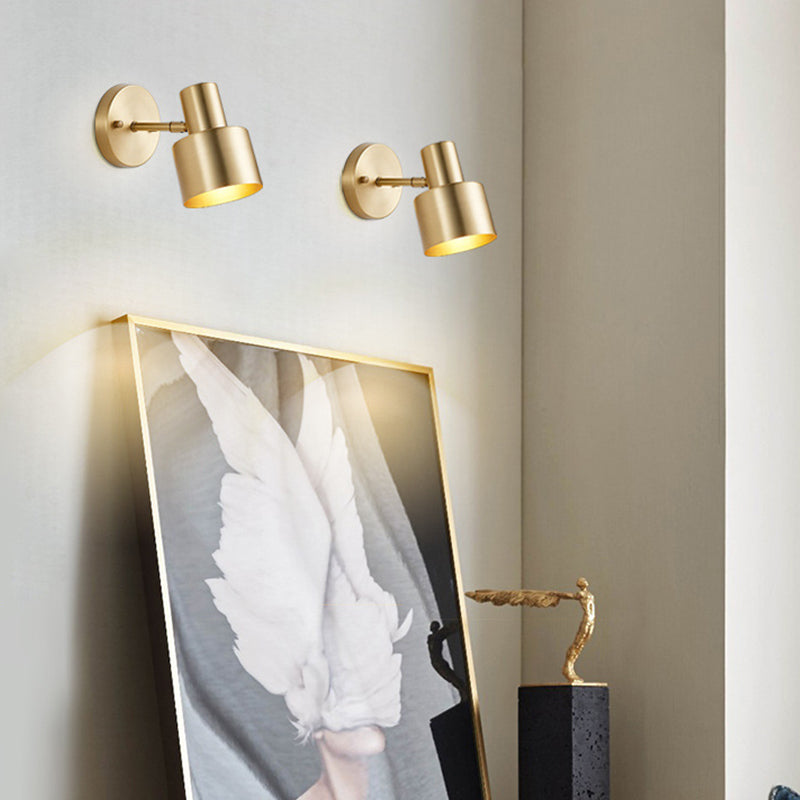 Single Modernism Golden Wall Mounted Sconce Metallic Wall Light for Living Room