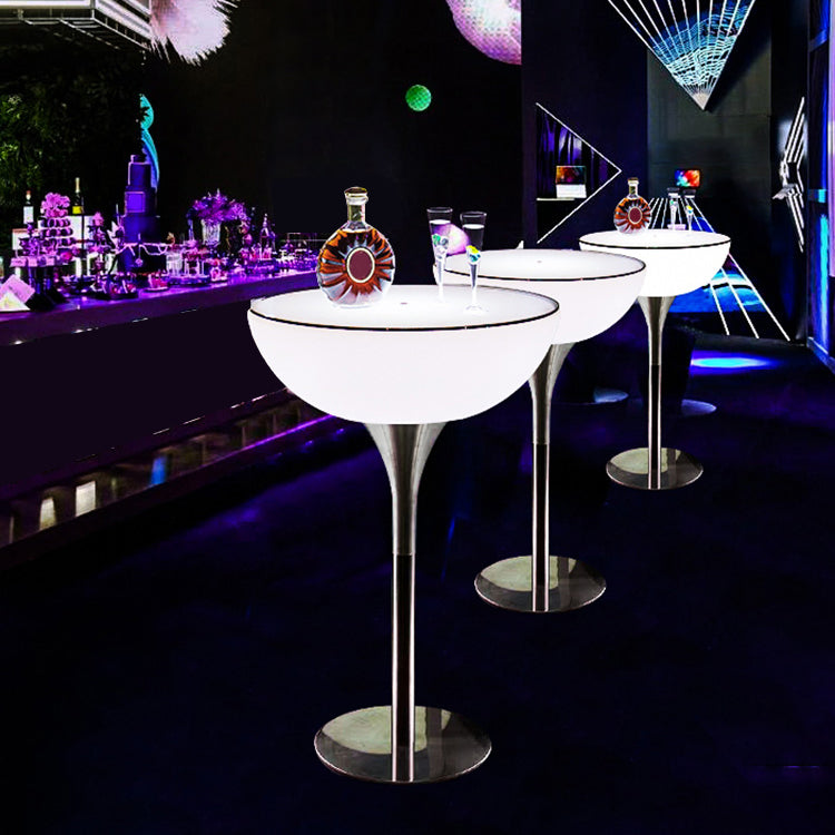 Polyethylene Round Table Industrial Style Commercial Outdoor Bar Table