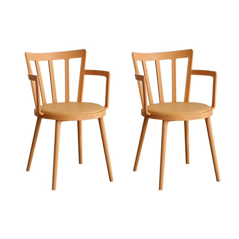 Contemporary Style Arm Chair Plastic Winsor Back Indoor Chair for Dining Room
