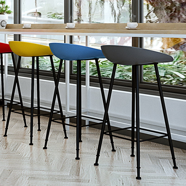 Industrial Counter Stool with Bucket Plastic Bar Stools for Restaurant