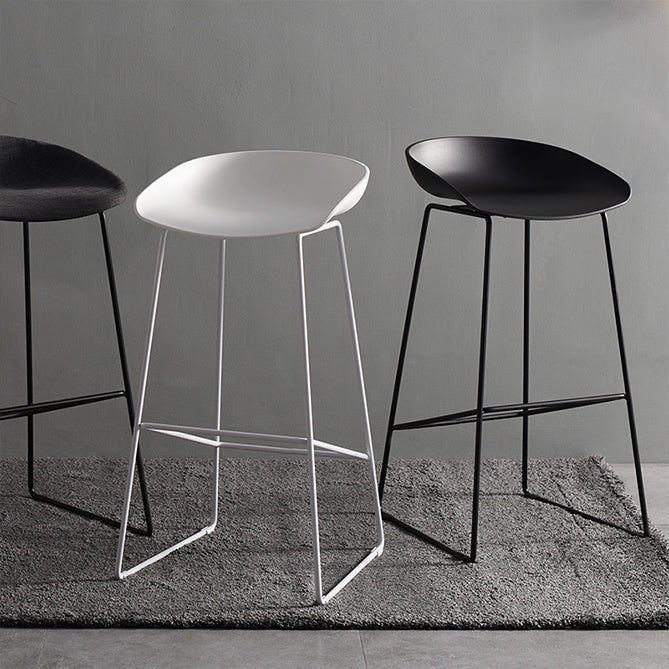 Modern Backrest Armless Counter Stool Metal High Stool with Plastic Cushion