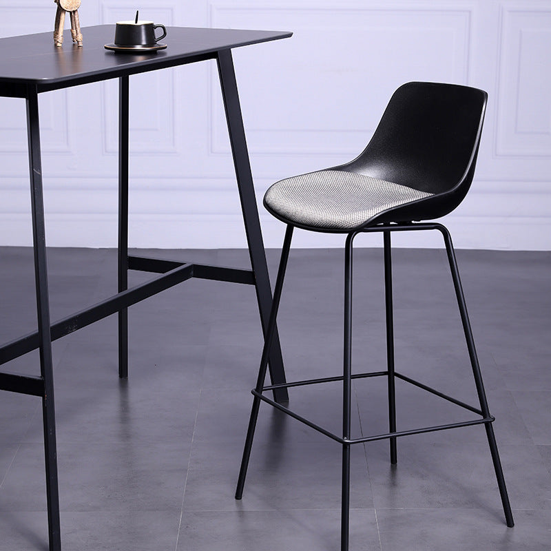Modern Plastic Bar-stool Bucket Seat Counter Bar Stool with Metal Legs