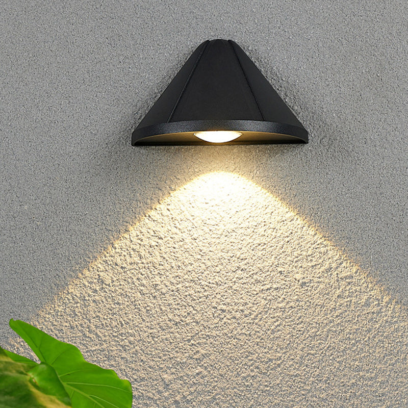 Single Modernism Black/White Wall Mounted Sconce Statement LED Wall Light