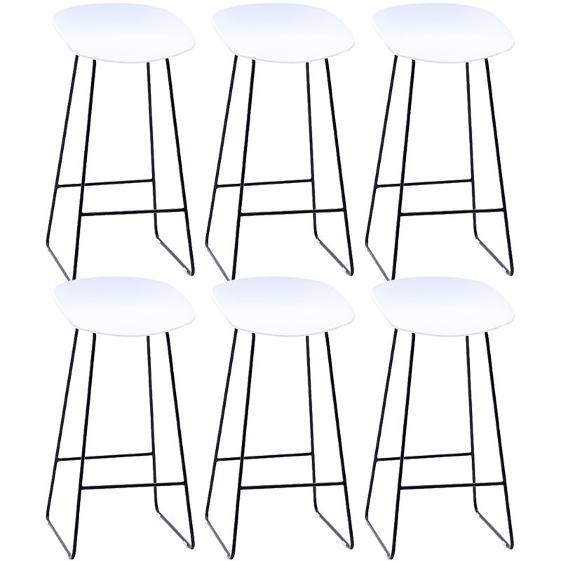 Contemporary Plastic Armless Bar Stool Low Back Bar Height Stool with Metal Frame