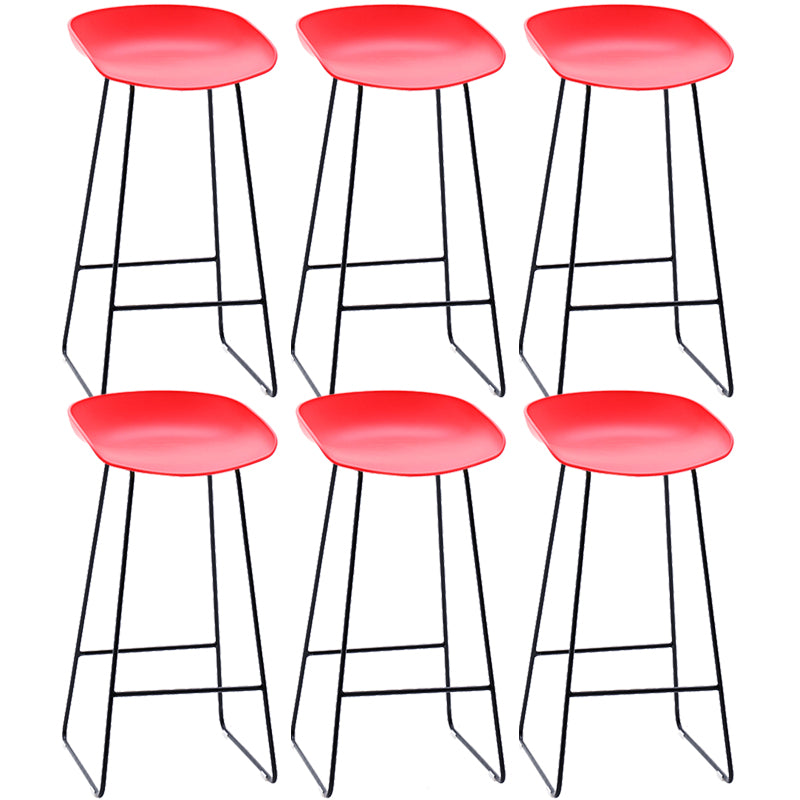 Contemporary Plastic Armless Bar Stool Low Back Bar Height Stool with Metal Frame