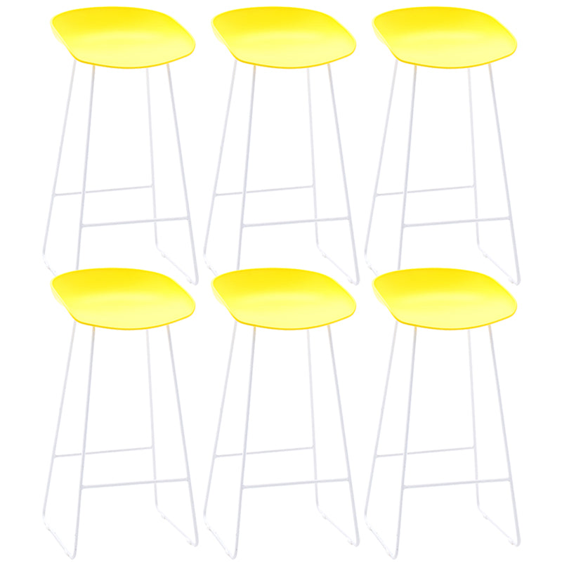 Contemporary Plastic Armless Bar Stool Low Back Bar Height Stool with Metal Frame