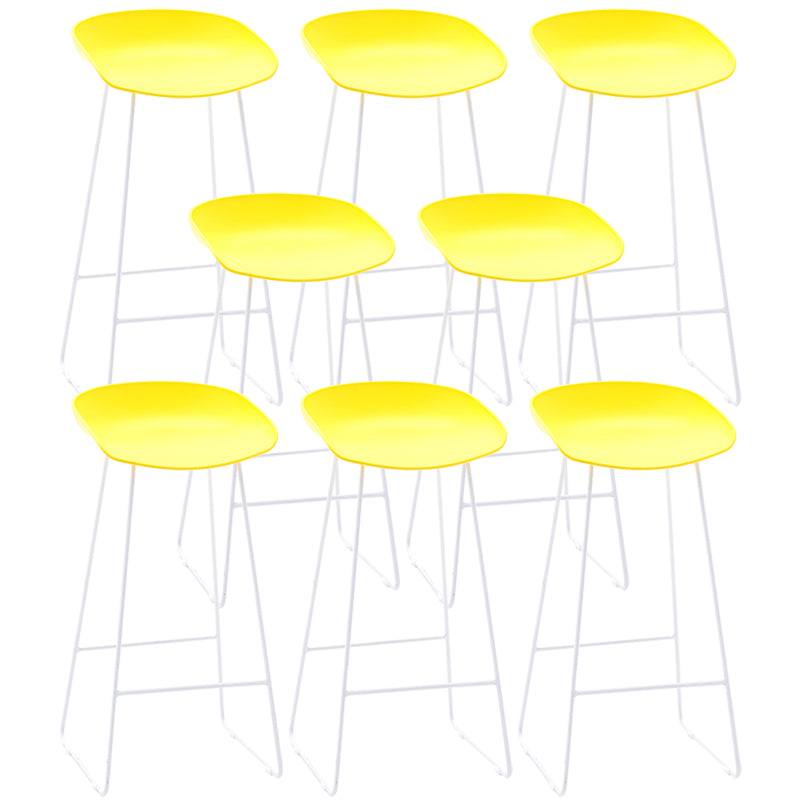 Contemporary Plastic Armless Bar Stool Low Back Bar Height Stool with Metal Frame