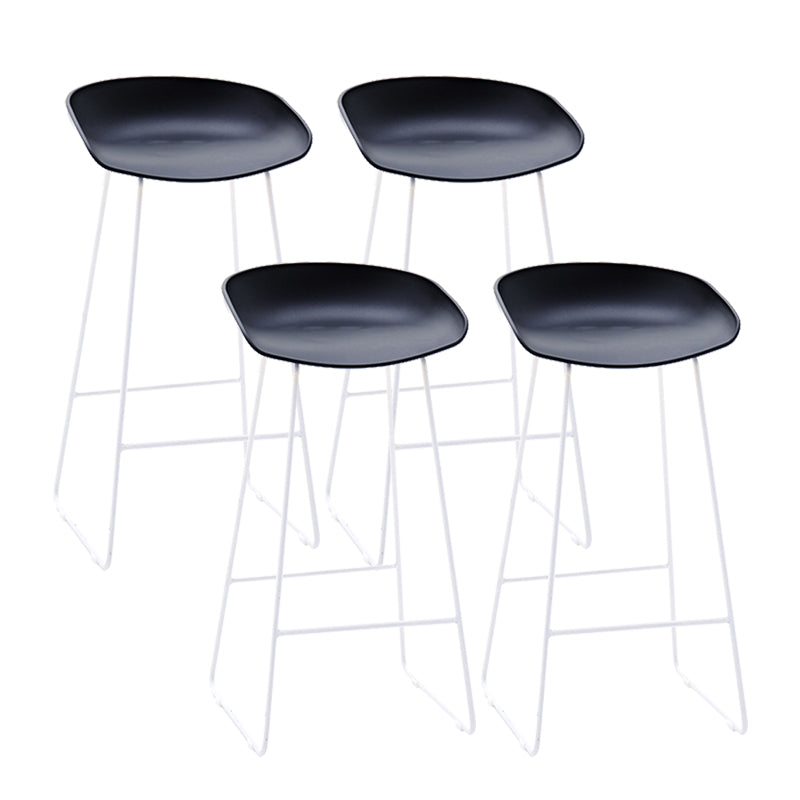 Contemporary Plastic Armless Bar Stool Low Back Bar Height Stool with Metal Frame