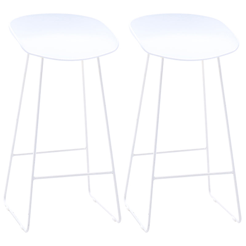 Contemporary Plastic Armless Bar Stool Low Back Bar Height Stool with Metal Frame