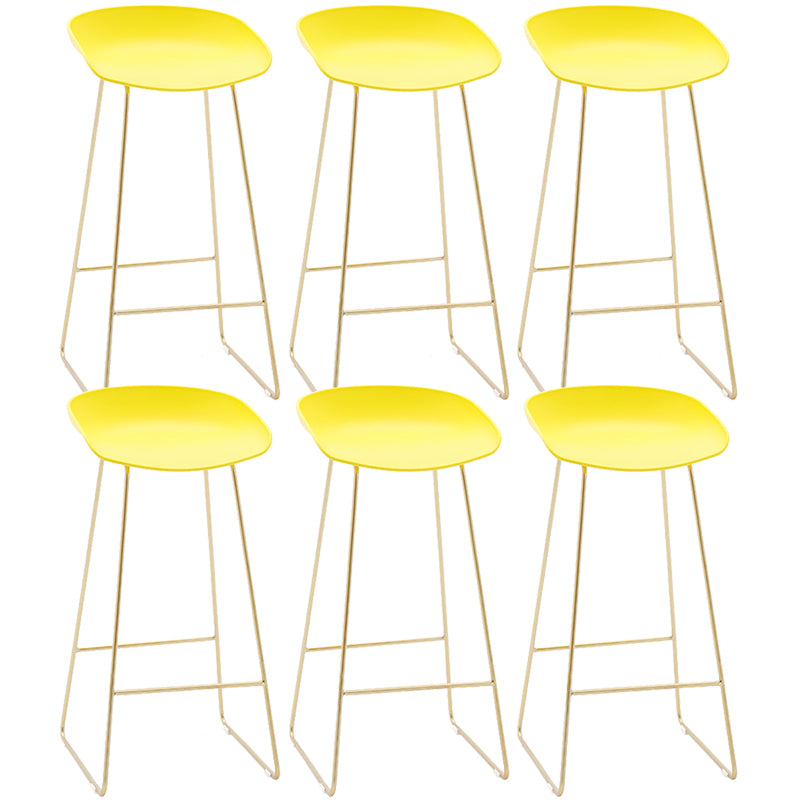 Contemporary Plastic Armless Bar Stool Low Back Bar Height Stool with Metal Frame