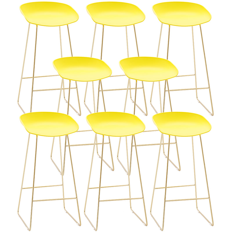 Contemporary Plastic Armless Bar Stool Low Back Bar Height Stool with Metal Frame