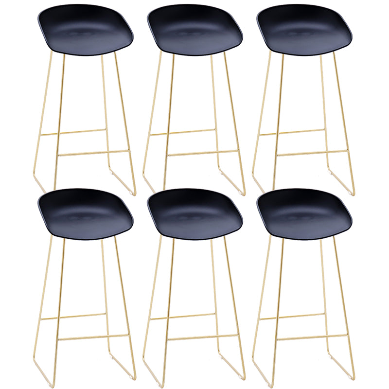 Contemporary Plastic Armless Bar Stool Low Back Bar Height Stool with Metal Frame