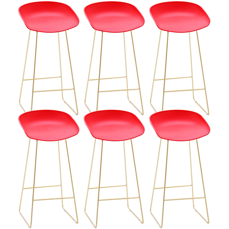 Contemporary Plastic Armless Bar Stool Low Back Bar Height Stool with Metal Frame