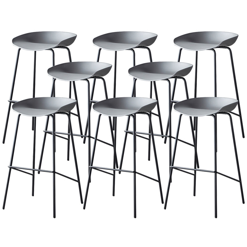 Contemporary Low Back Armless Bar Stool Plastic Bar Stool with Metal Legs