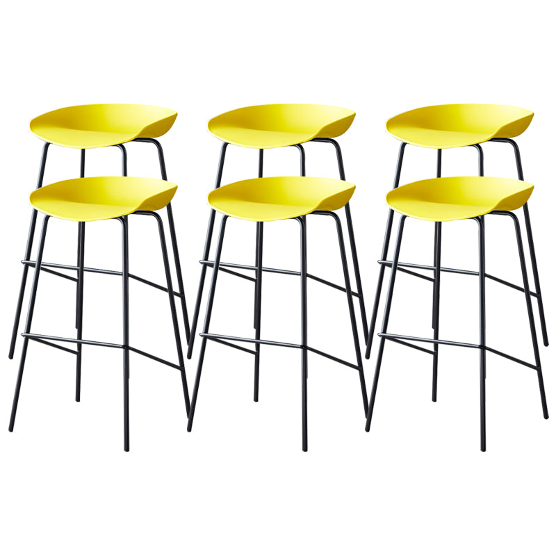 Contemporary Low Back Armless Bar Stool Plastic Bar Stool with Metal Legs