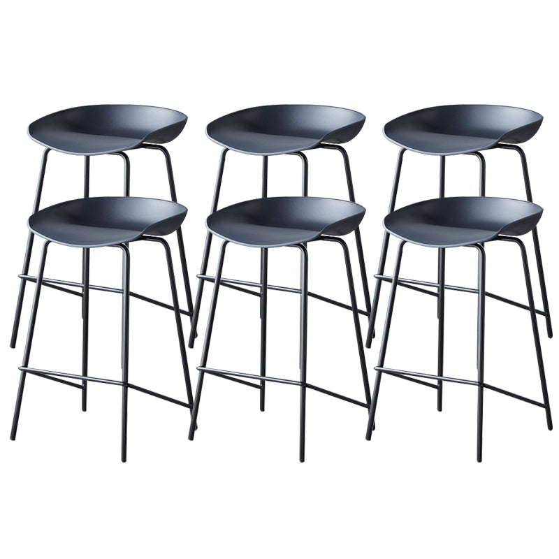 Contemporary Low Back Armless Bar Stool Plastic Bar Stool with Metal Legs