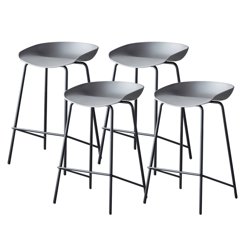 Contemporary Low Back Armless Bar Stool Plastic Bar Stool with Metal Legs