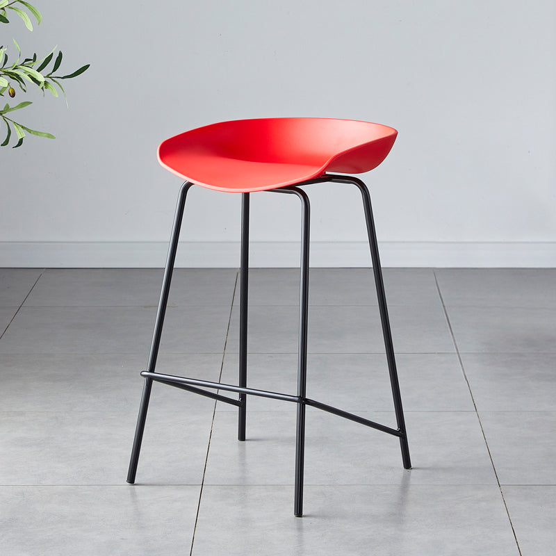 Contemporary Low Back Armless Bar Stool Plastic Bar Stool with Metal Legs