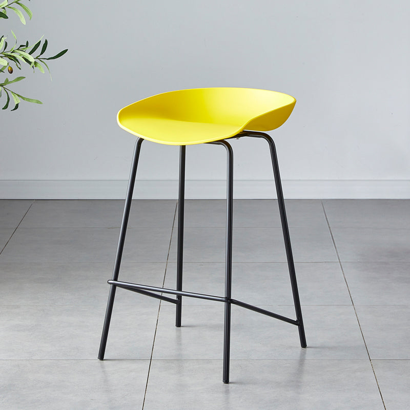 Contemporary Low Back Armless Bar Stool Plastic Bar Stool with Metal Legs