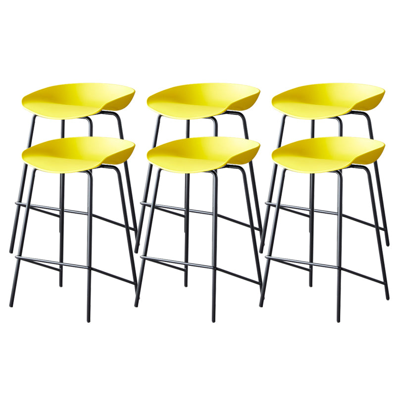 Contemporary Low Back Armless Bar Stool Plastic Bar Stool with Metal Legs