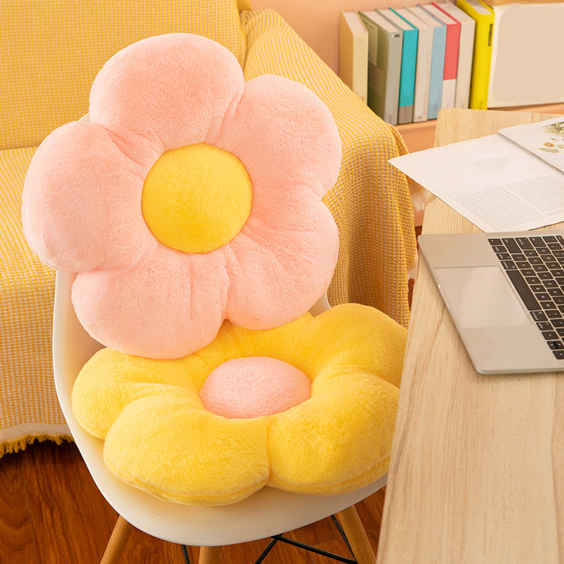 Contemporary Pouf Ottoman Velvet Upholstered Tear Resistant Flower Shape Ottoman