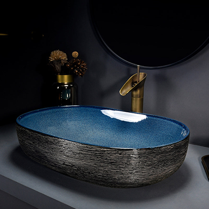 Modern Bathroom Sink Vitreous China Hand Painted Oval Vessel Lavatory Sink