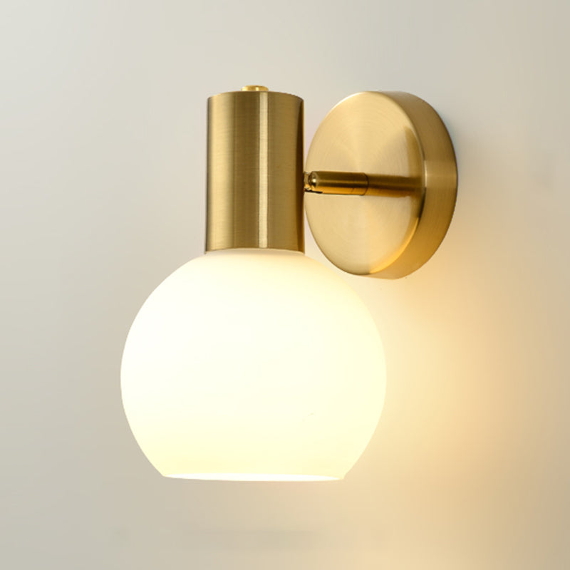 Modern Simple Iron Wall Light Ball Shape Rotatable Wall Lamp for Living Room