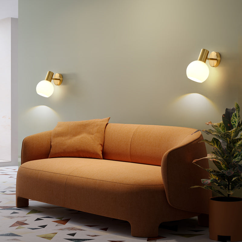 Modern Simple Iron Wall Light Ball Shape Rotatable Wall Lamp for Living Room