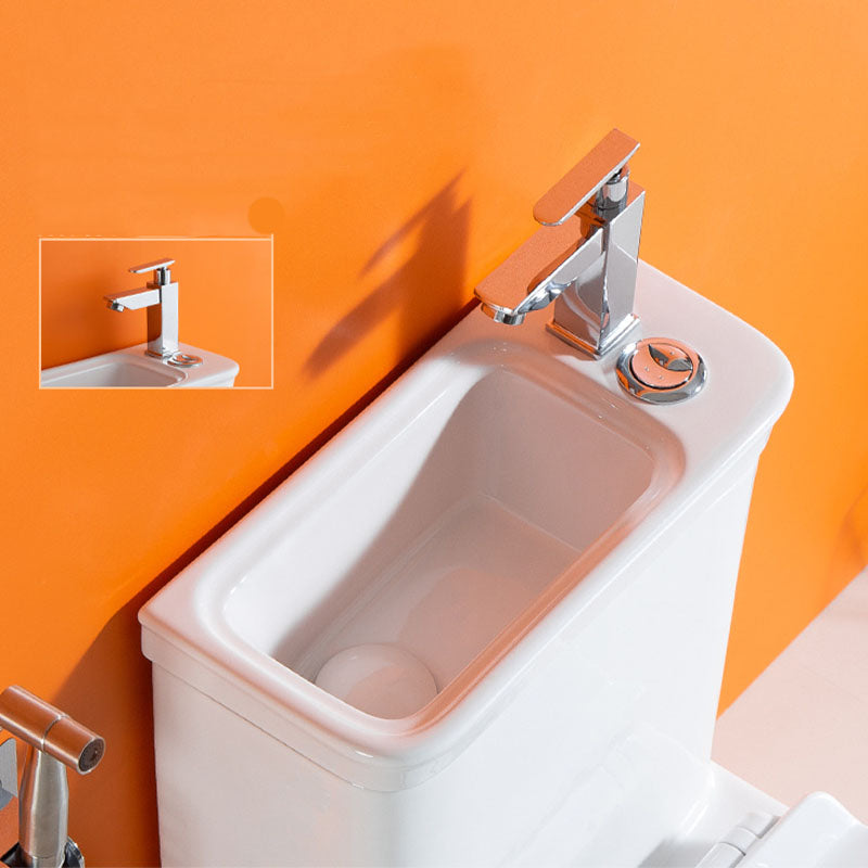 Siphon Jet Flush Toilet Modern One-Piece Toilet with Slow Close Seat