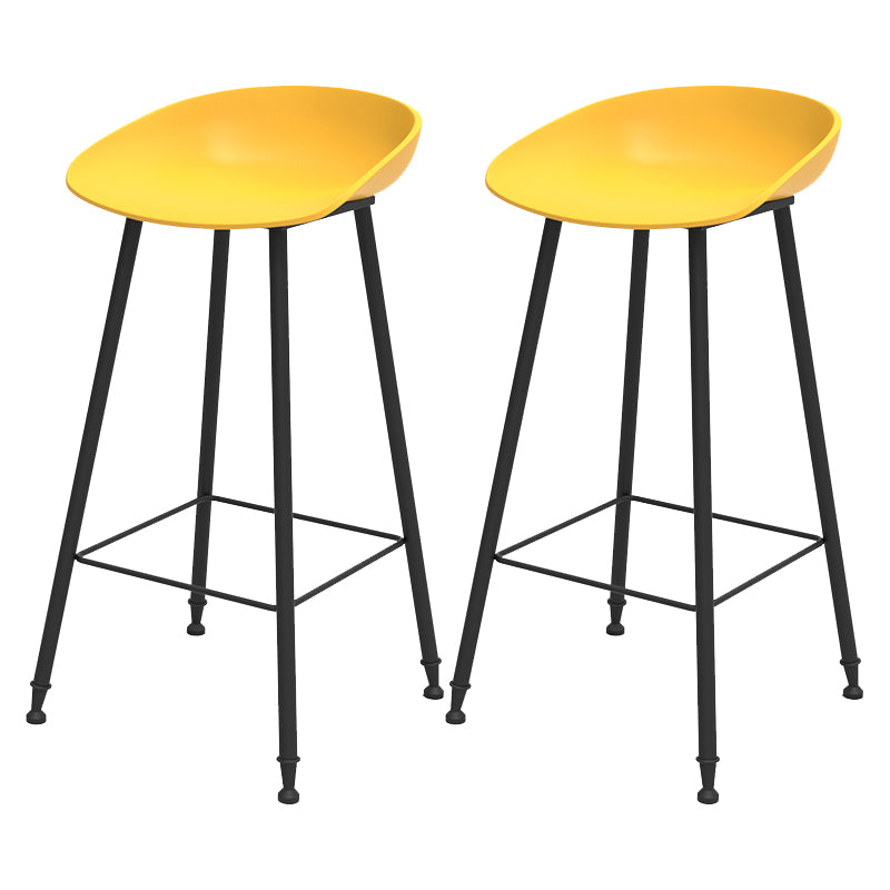 Luxurious Armless Counter High Stool Backrest Metal Bar Stool with Plastic Seat
