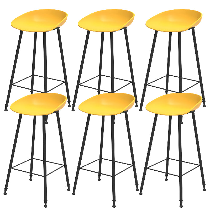 Luxurious Armless Counter High Stool Backrest Metal Bar Stool with Plastic Seat
