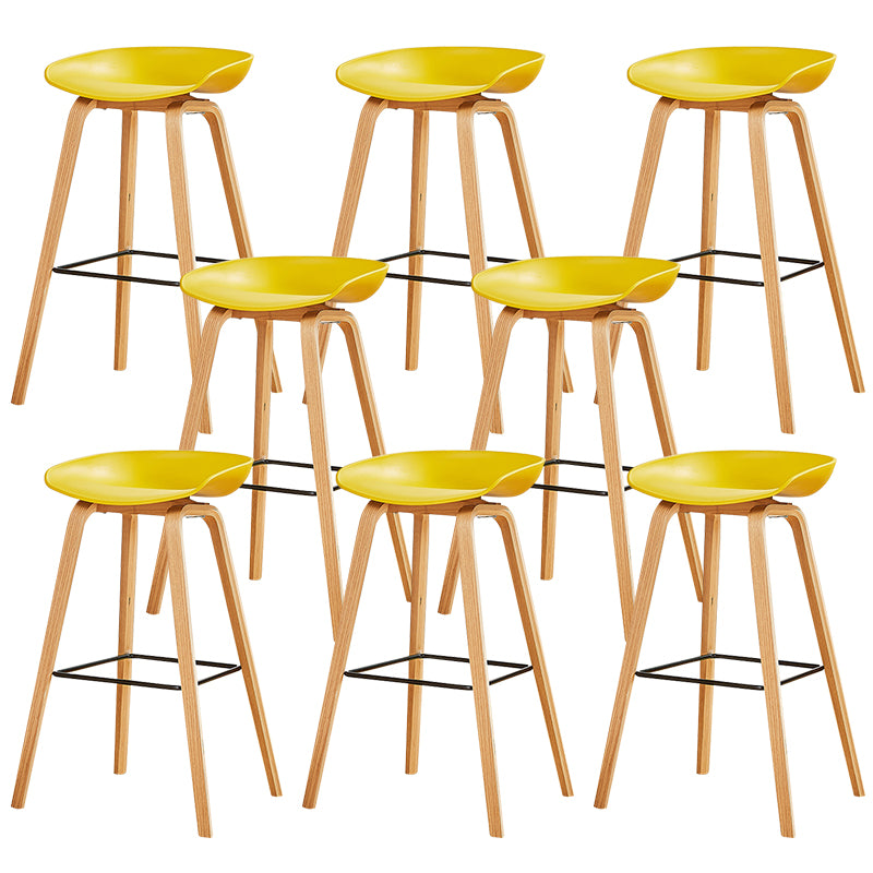 Nordic Backrest Armless Counter High Stool Plastic Cafe Bar Chair with Wooden Base