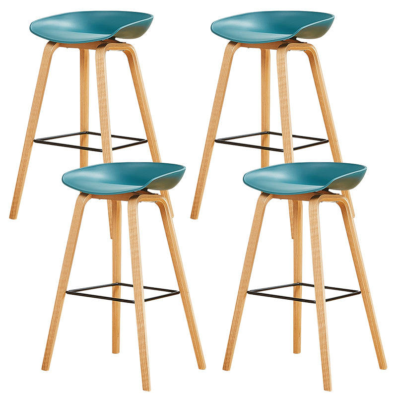 Nordic Backrest Armless Counter High Stool Plastic Cafe Bar Chair with Wooden Base