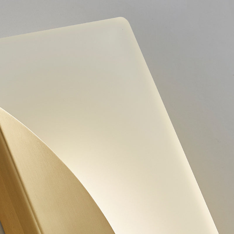 1-Light Rectangle Wall Lamp Modern Metal Sconce Light Fixture