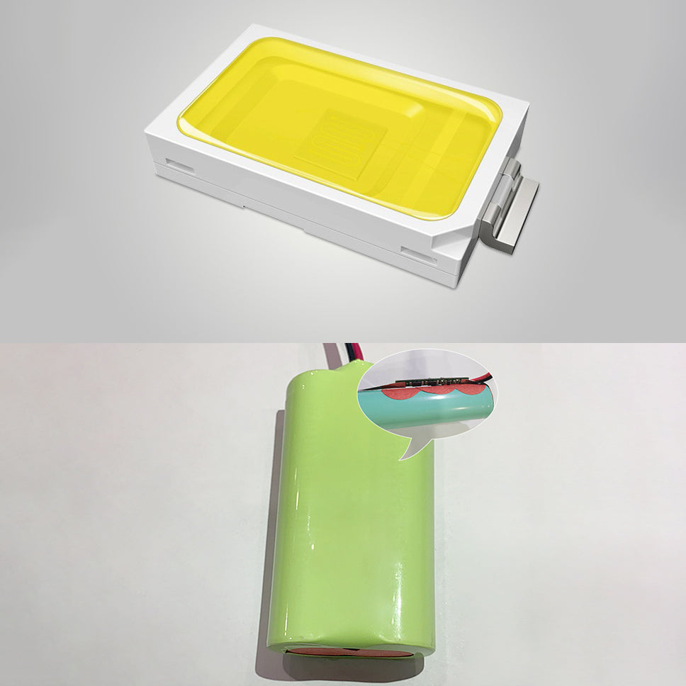 Contemporary Outdoor Lamp Minimalist Solar Lamp with Acrylic Shade for Backyard