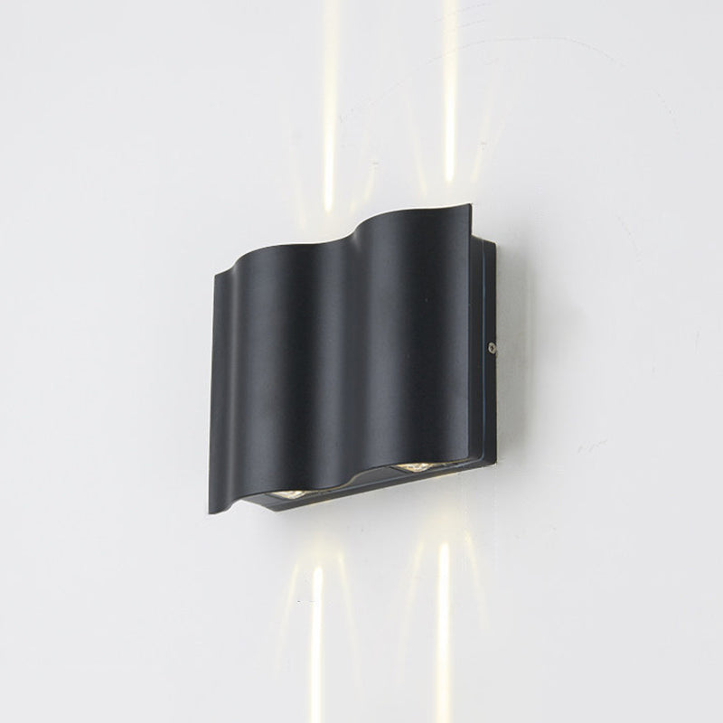 Modern Style Wave Shape Wall Sconce Metal Sconces in Black for Outdoor