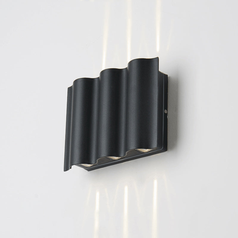 Modern Style Wave Shape Wall Sconce Metal Sconces in Black for Outdoor