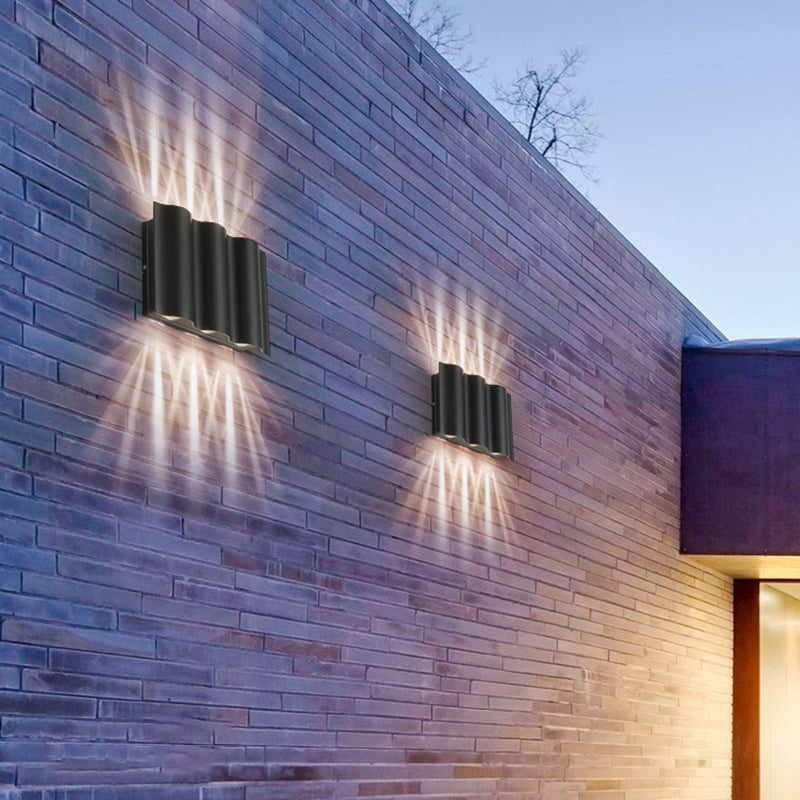 Modern Style Wave Shape Wall Sconce Metal Sconces in Black for Outdoor