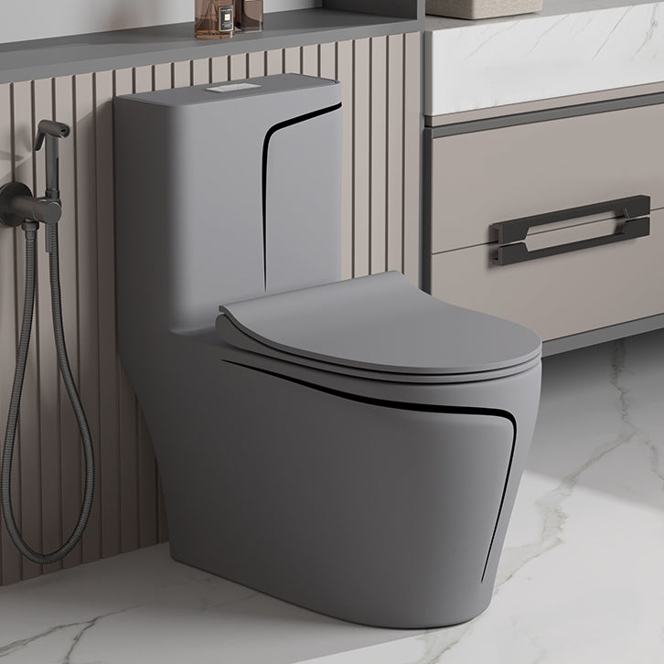 Traditional Floor Mount Toilet Bowl One-Piece Toilet with Slow Close Seat