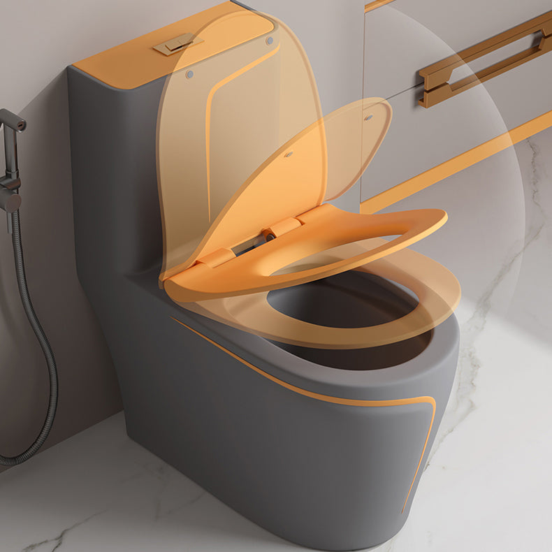 Traditional Floor Mount Toilet Bowl One-Piece Toilet with Slow Close Seat