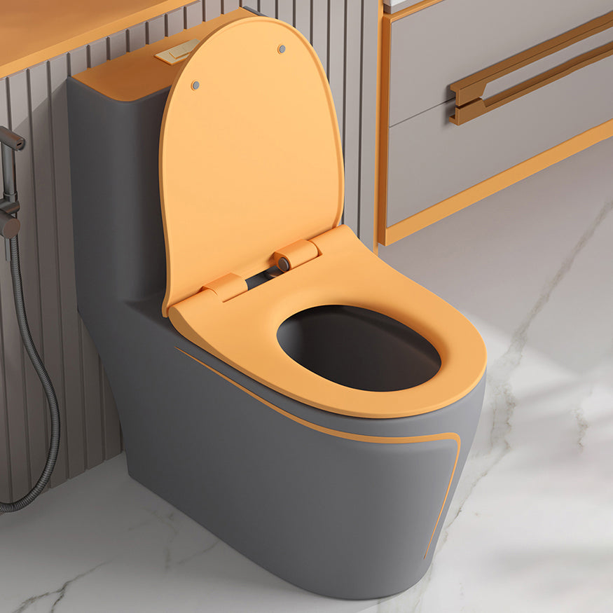 Traditional Floor Mount Toilet Bowl One-Piece Toilet with Slow Close Seat