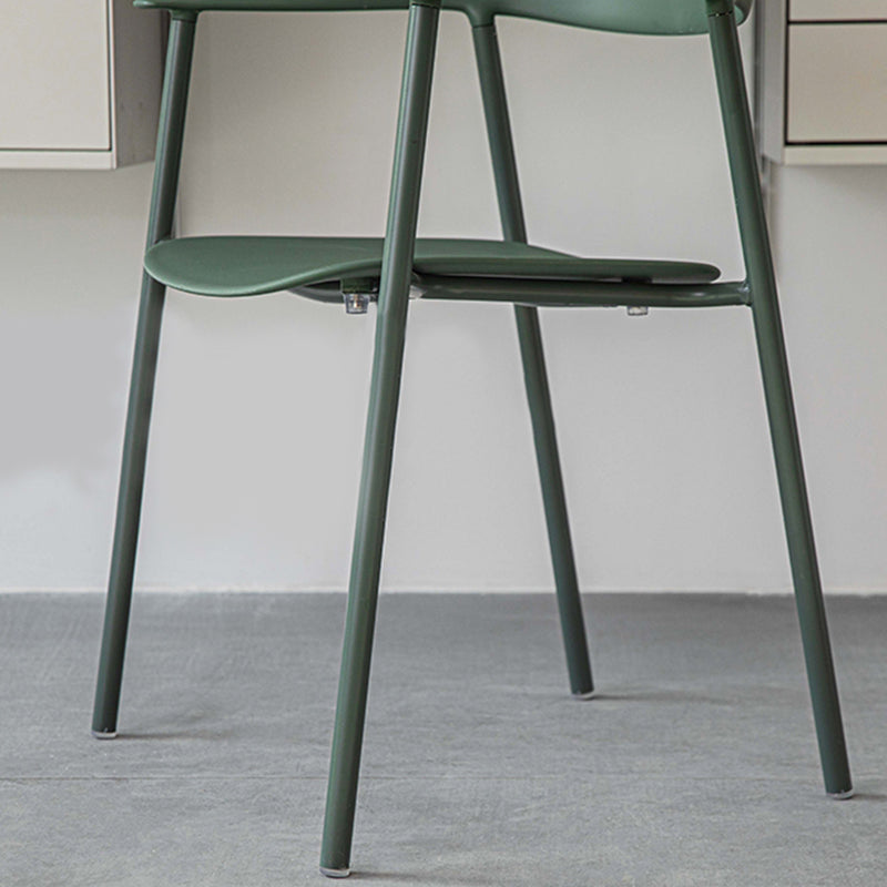 Modern Indoor-Outdoor Dining Arm Chair Plastic Arm Chair with Metal Legs