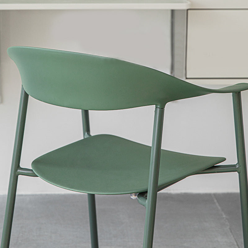 Modern Indoor-Outdoor Dining Arm Chair Plastic Arm Chair with Metal Legs