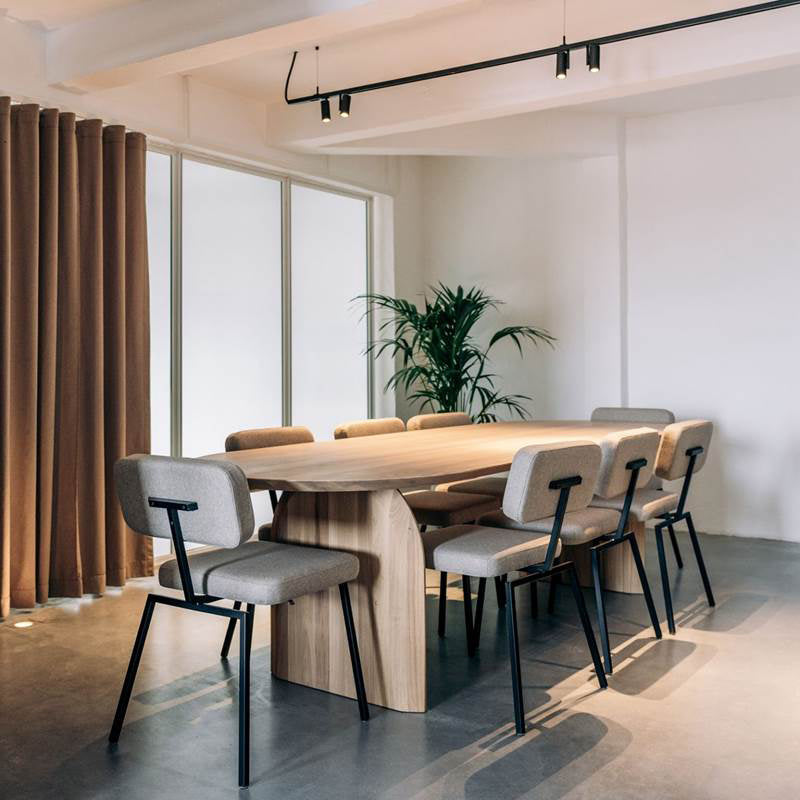 Modern Solid Wood Dining Table Oval Wooden Table with Double Pedestal for Restaurant