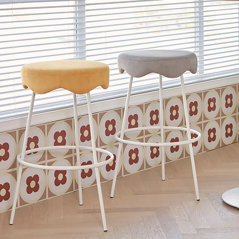 Contemporary Style Counter Stool Upholstered Bar-height Bar Stool with Metal Base