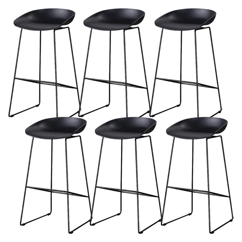 Scandinavian Style Barstool Plastic Low Back Bar Stool with Footrest
