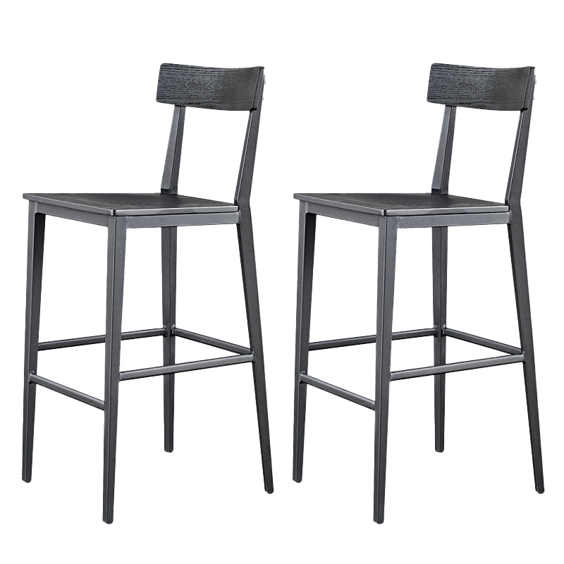 Contemporary Metal Counter Height Stools with Footrest Bar Stool in Silver